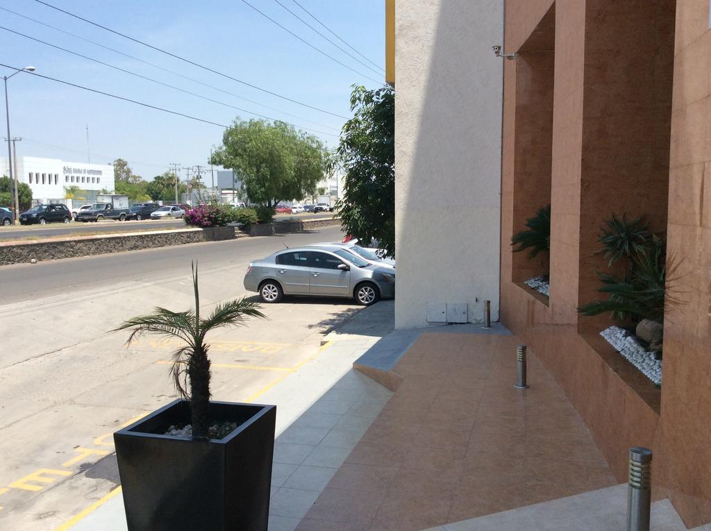 Hotel Soleil Business Class Celaya 外观 照片