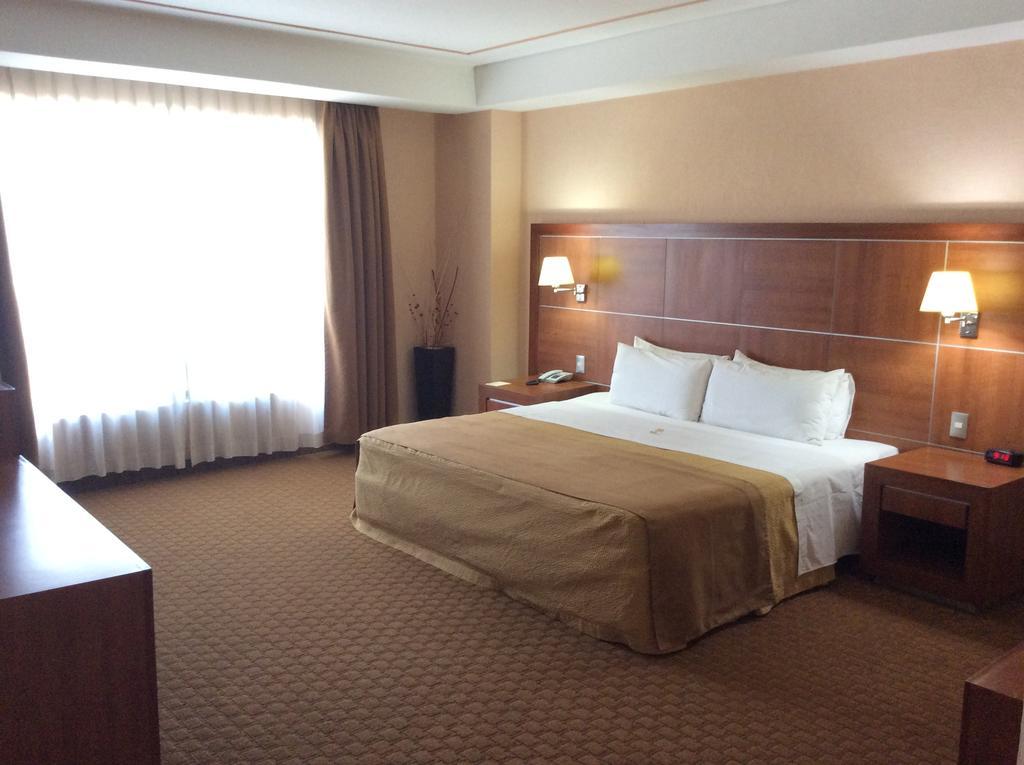 Hotel Soleil Business Class Celaya 客房 照片