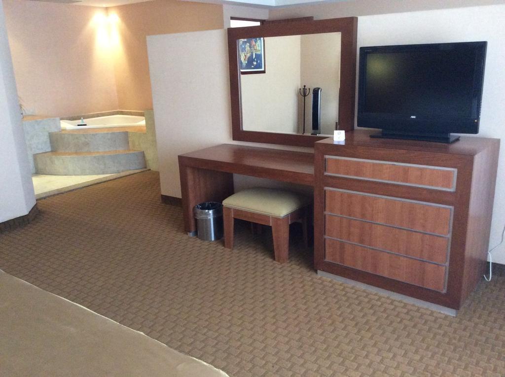 Hotel Soleil Business Class Celaya 客房 照片
