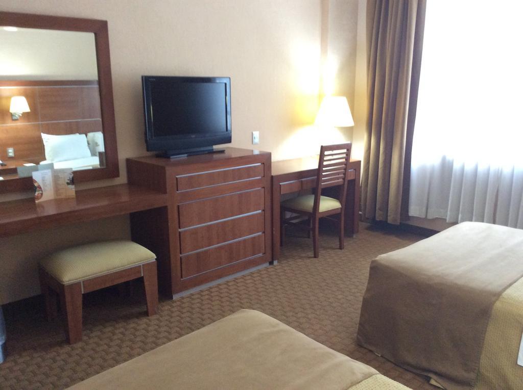Hotel Soleil Business Class Celaya 外观 照片